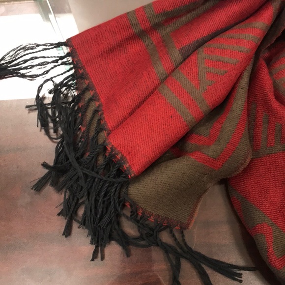 Scarf - Picture 2 of 3